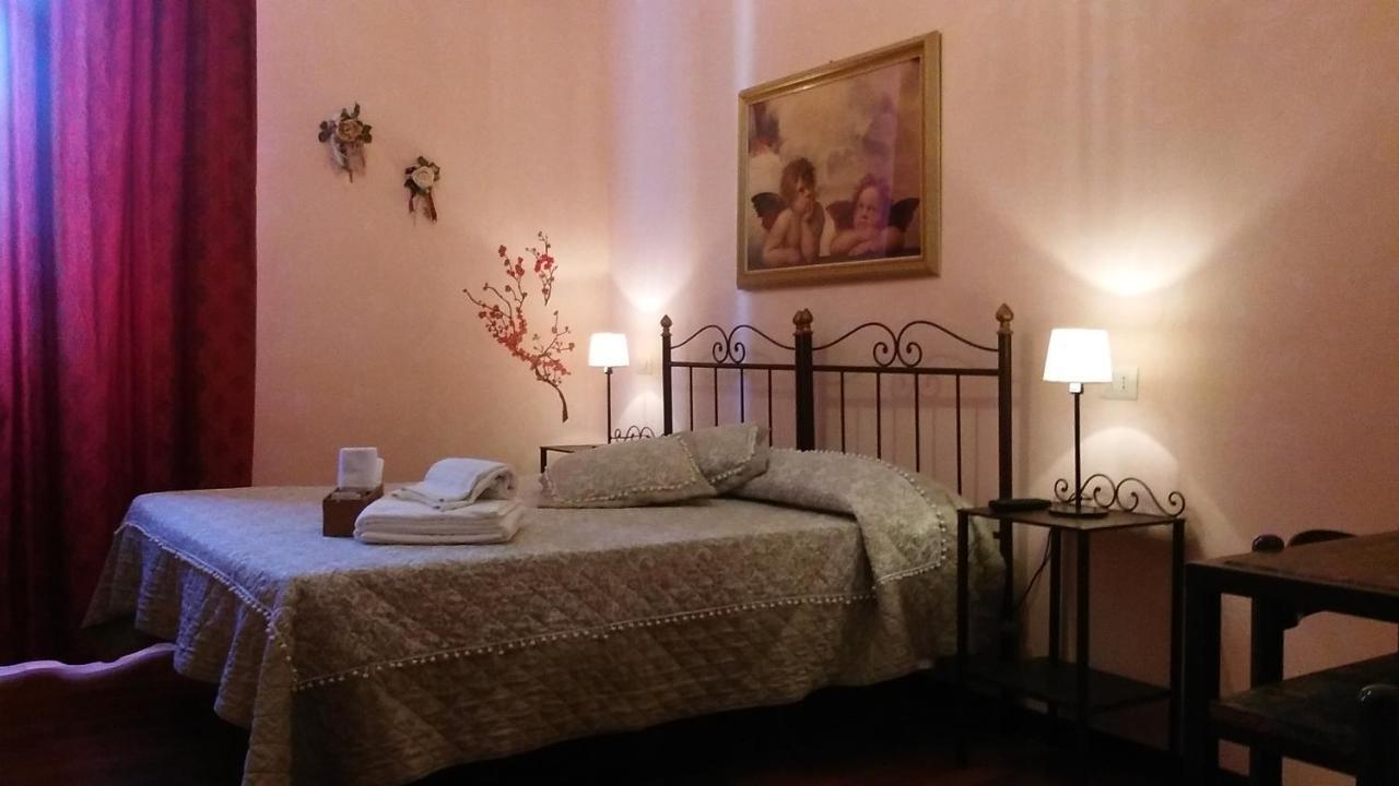 Rossi 2* Roma